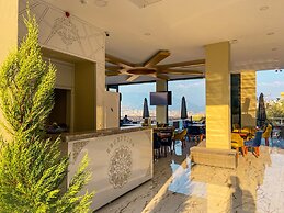Castle's Light Boutique Hotel