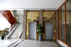 Hotel Leroy Grand