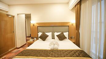 Hotel Leroy Grand