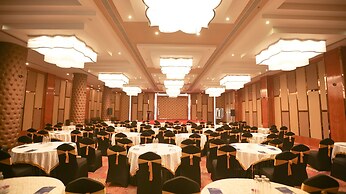 Hotel Leroy Grand