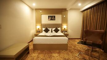 Hotel Leroy Grand