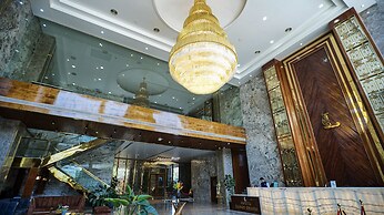 Hotel Leroy Grand