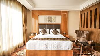 Hotel Leroy Grand