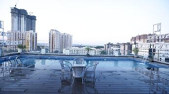 Hotel Leroy Grand