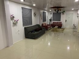 1 Bed Apartment - Sleeps 2 - Parking - Wifi