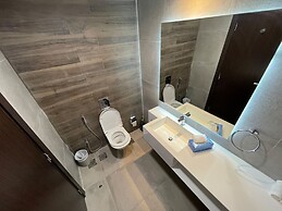 Best Townhouse On Jcv 4 Bedrooms With Jacuzzi