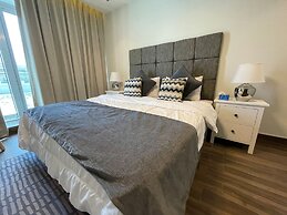 Best Townhouse On Jcv 4 Bedrooms With Jacuzzi