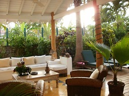 Charming Caribbean Style Villa Near Superb Beach