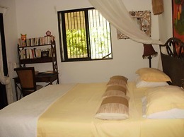 Charming Caribbean Style Villa Near Superb Beach
