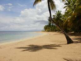 Charming Caribbean Style Villa Near Superb Beach