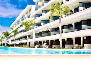 Apartment With Pool And Golf View