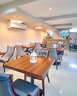 Room in Guest Room - Malecon Premium Plus
