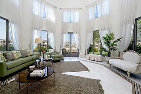 Beautiful 7 Bedrooms Villa A10