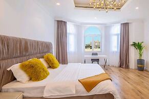 Amazing 5 Bedroom Villa With Private Pool