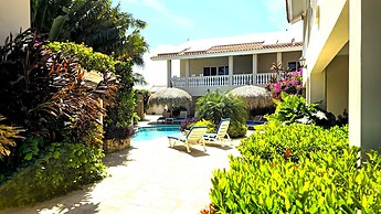 Gorgeous 2-bedroom Apartment 2 km From Eagle Beach