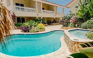 Gorgeous 2-bedroom Apartment 2 km From Eagle Beach