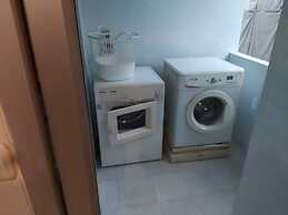 7D - 3 Bedroom Downtown Apartment With Shared Pool