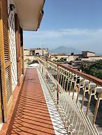 Panoramic Apartment With Vesuvius View
