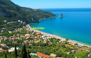 Beachfront Loft Apartment - Agios Gordios Corfu