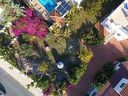 Coral Cypria Villa !!