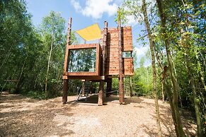 Treeloft Adventure in Nature for 4 People 10