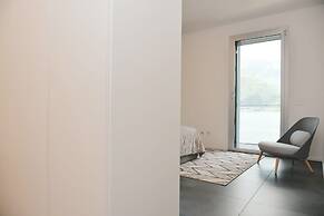Front Lake Vacation Rental Melì in Melide