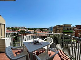Flat by the sea With a Balcony