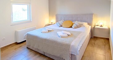 Basilea Luxury Apartment