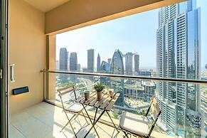 Address Dubai mall Balcony Burj view