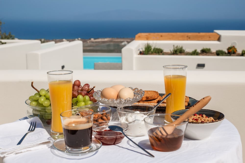North Wind Luxury Suites