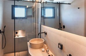 North Wind Luxury Suites