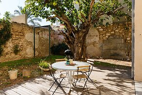 Secret Garden by TLV2RENT