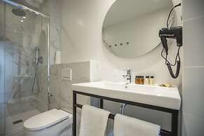 Fontanella by BCN URBAN ROOMS