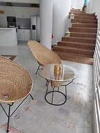 Confortable y amplio estudio D9