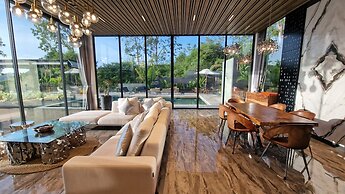 Villa Obsidian