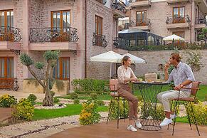 CUNDA BARADIEL HOTEL