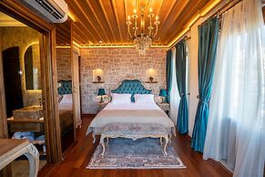 CUNDA BARADIEL HOTEL
