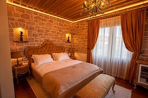 CUNDA BARADIEL HOTEL