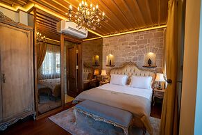 CUNDA BARADIEL HOTEL