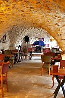 Mons Masius Hotel