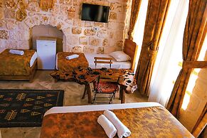 Mons Masius Hotel