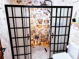 Mons Masius Hotel