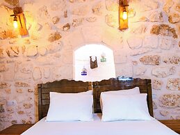 Mons Masius Hotel