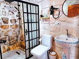 Mons Masius Hotel