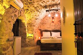 Mons Masius Hotel