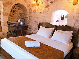 Mons Masius Hotel