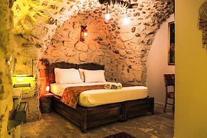 Mons Masius Hotel
