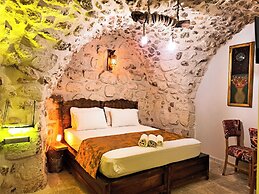 Mons Masius Hotel