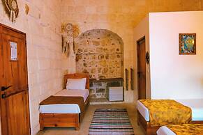 Mons Masius Hotel