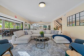 8 BR Heated Pool & Soccer Field